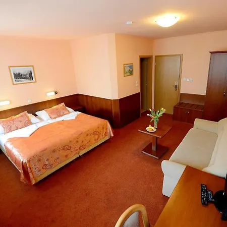 Tilia Hotel 4*